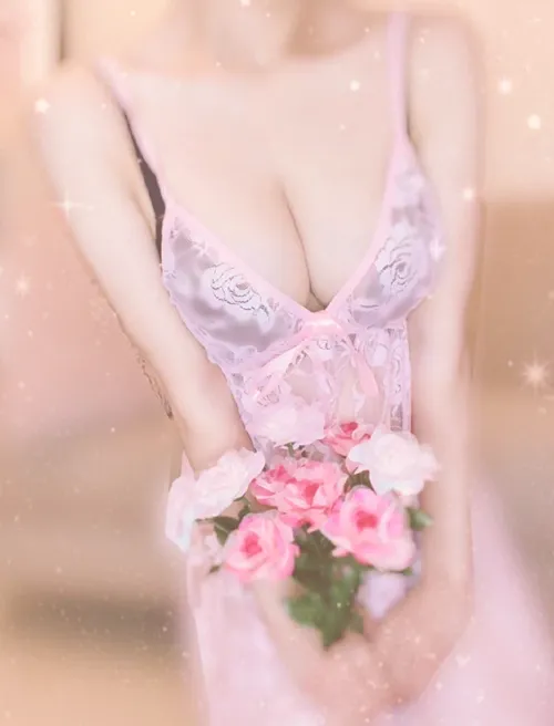 東雲ありさ〜奇跡のIカップ美女 |恵比寿メンズエステ スイートミスト
