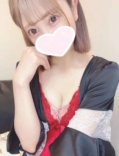 飛鳥みおん〜愛嬌抜群の美女|恵比寿メンズエステ スイートミスト