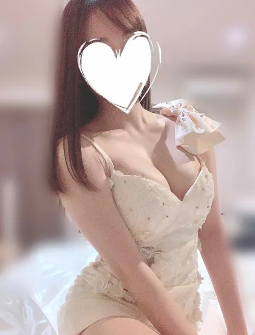 桑原ゆり〜芸能並みの美人 |恵比寿メンズエステ スイートミスト